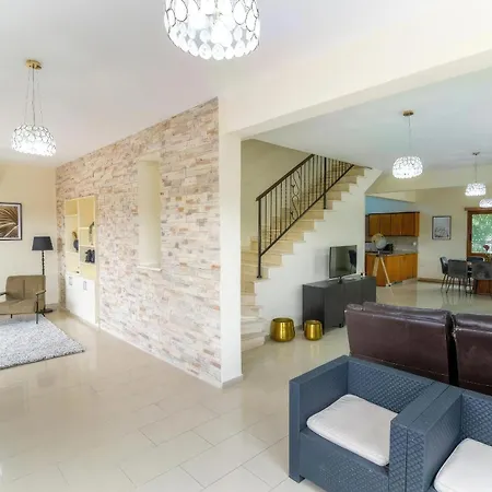 Tremithousa Villa וילה
