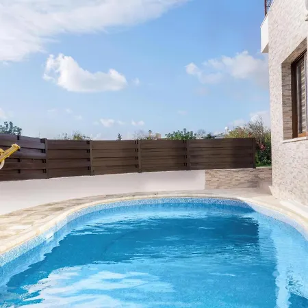 וילה Tremithousa Villa *
